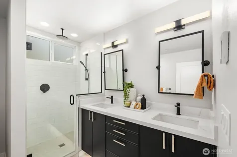 3625 Wallingford Avenue N Seattle WA 98103