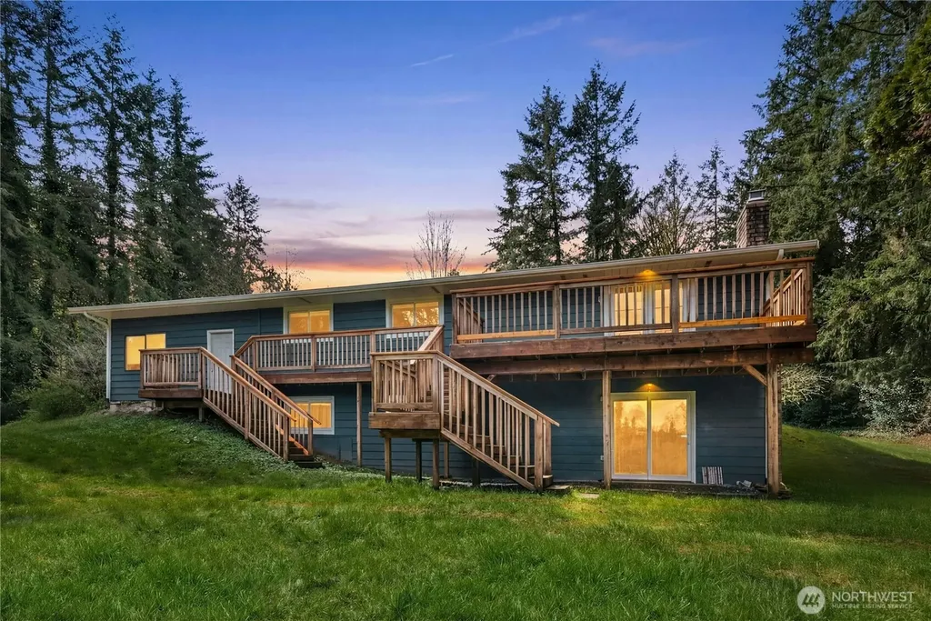 17030 174th Avenue NE Woodinville WA 98072
