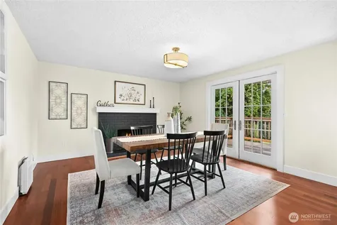 17030 174th Avenue NE Woodinville WA 98072