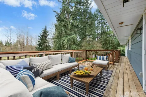 17030 174th Avenue NE Woodinville WA 98072
