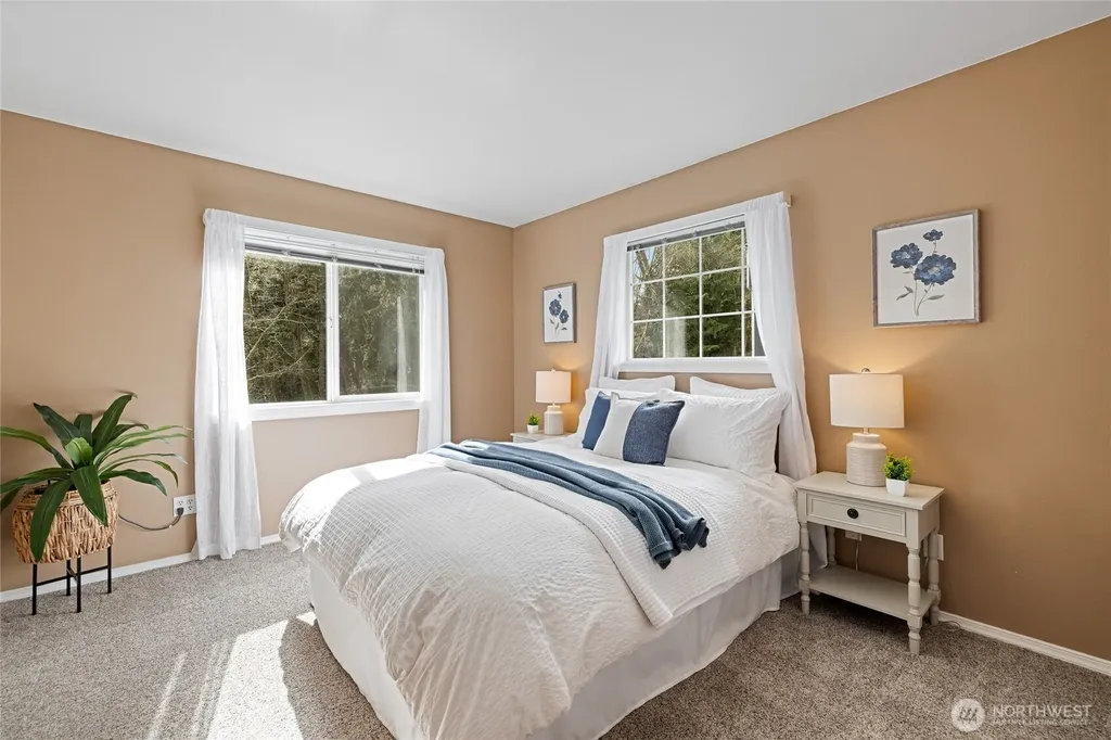 12421 6th Avenue NW Gig Harbor WA 98332