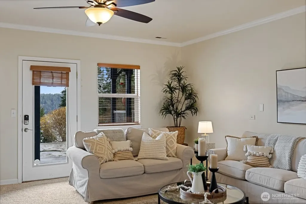 12421 6th Avenue NW Gig Harbor WA 98332