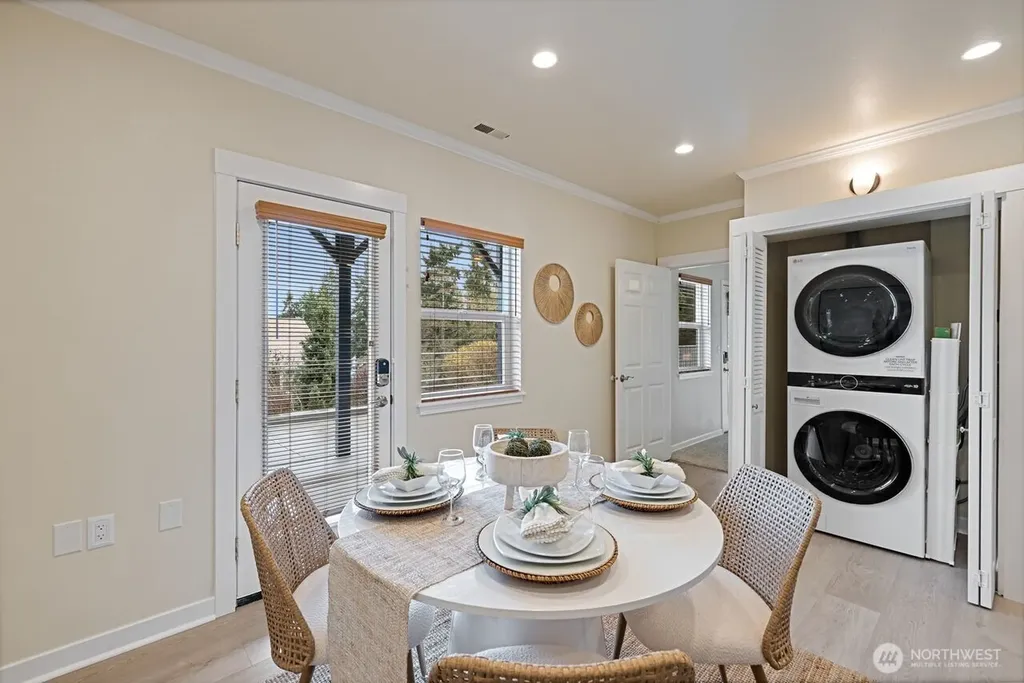 12421 6th Avenue NW Gig Harbor WA 98332