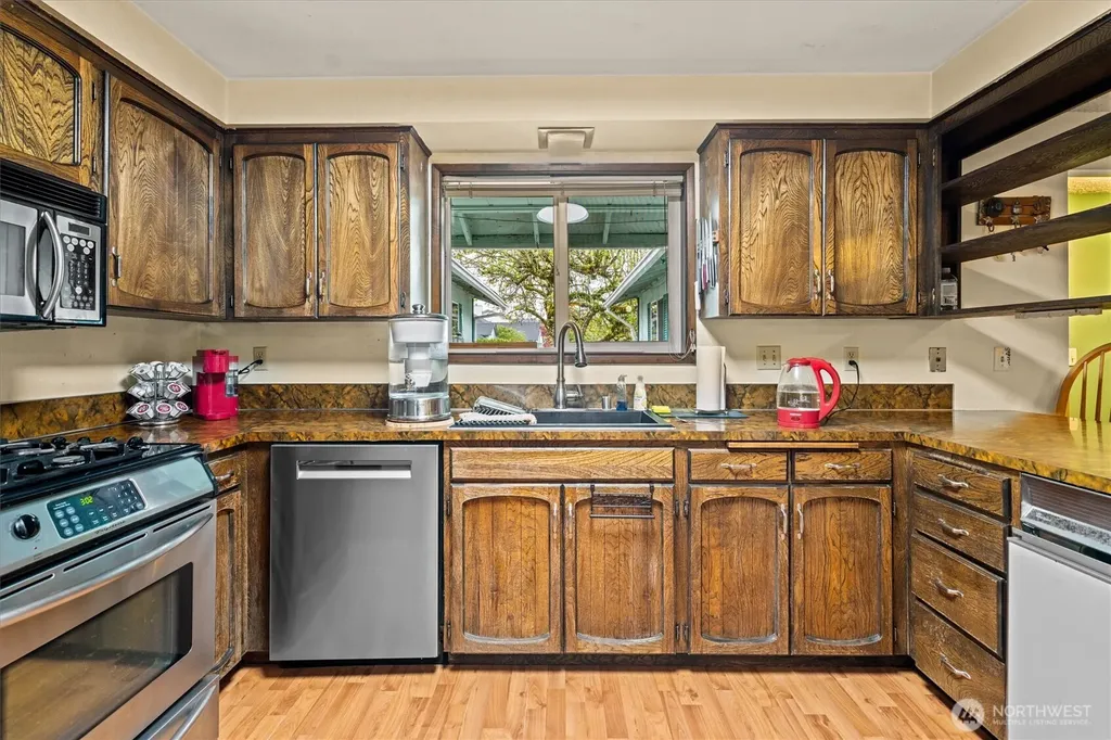 9505 NW 21st Avenue Vancouver WA 98665