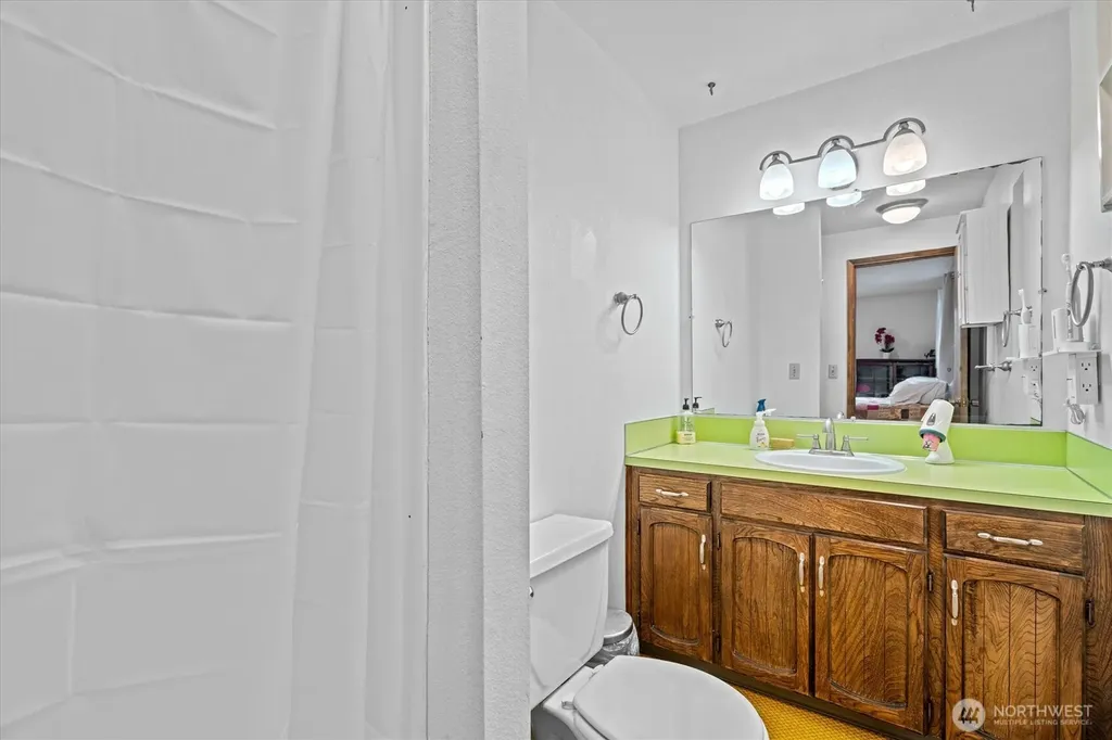 9505 NW 21st Avenue Vancouver WA 98665