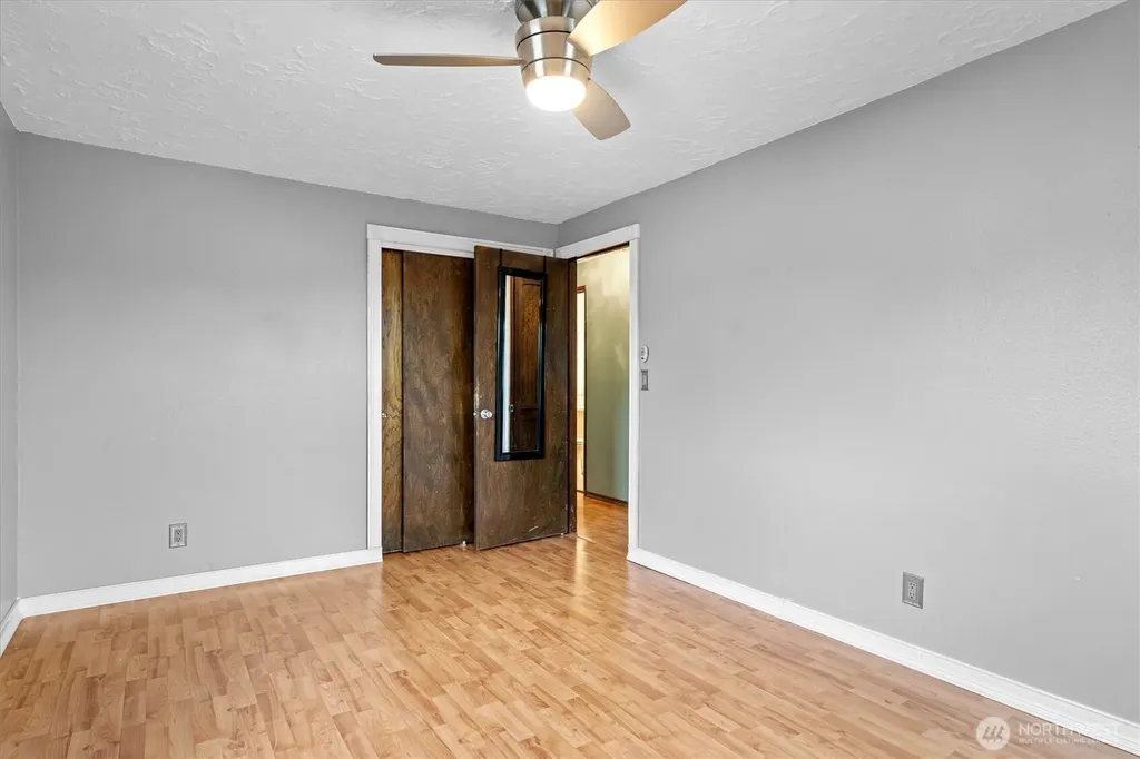9505 NW 21st Avenue Vancouver WA 98665