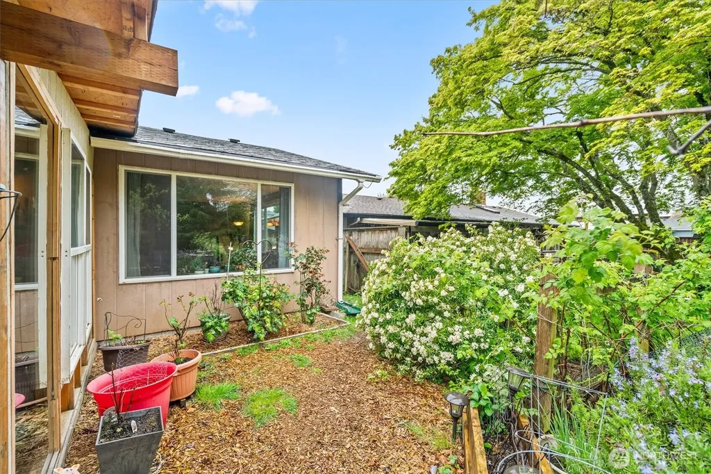 9505 NW 21st Avenue Vancouver WA 98665