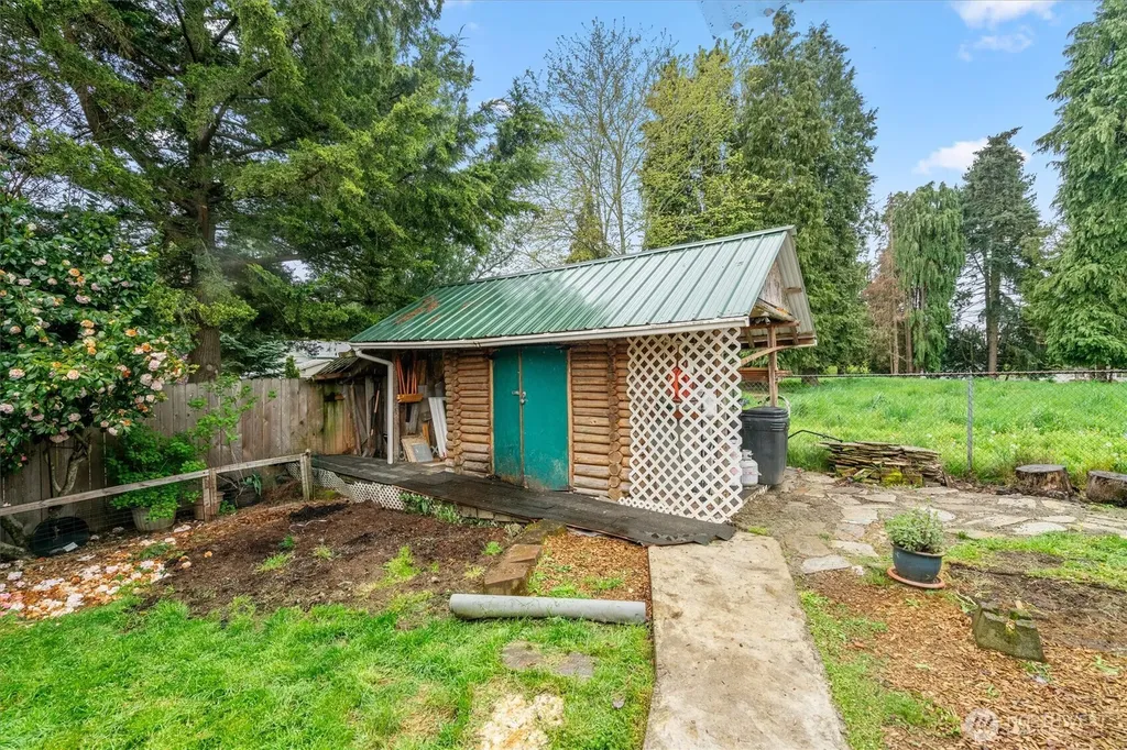 9505 NW 21st Avenue Vancouver WA 98665