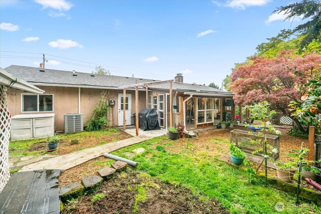 9505 NW 21st Avenue Vancouver WA 98665