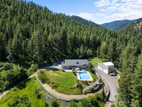 1395 Mission Creek Cashmere WA 98815