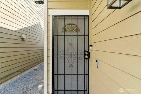 11415 6th Avenue E Tacoma WA 98445