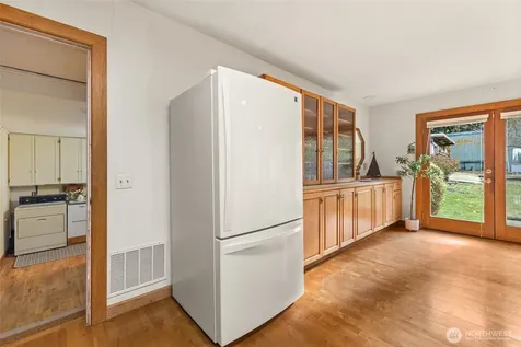 9619 SW 268th Street Vashon WA 98070