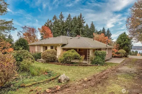 9619 SW 268th Street Vashon WA 98070