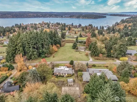 9619 SW 268th Street Vashon WA 98070