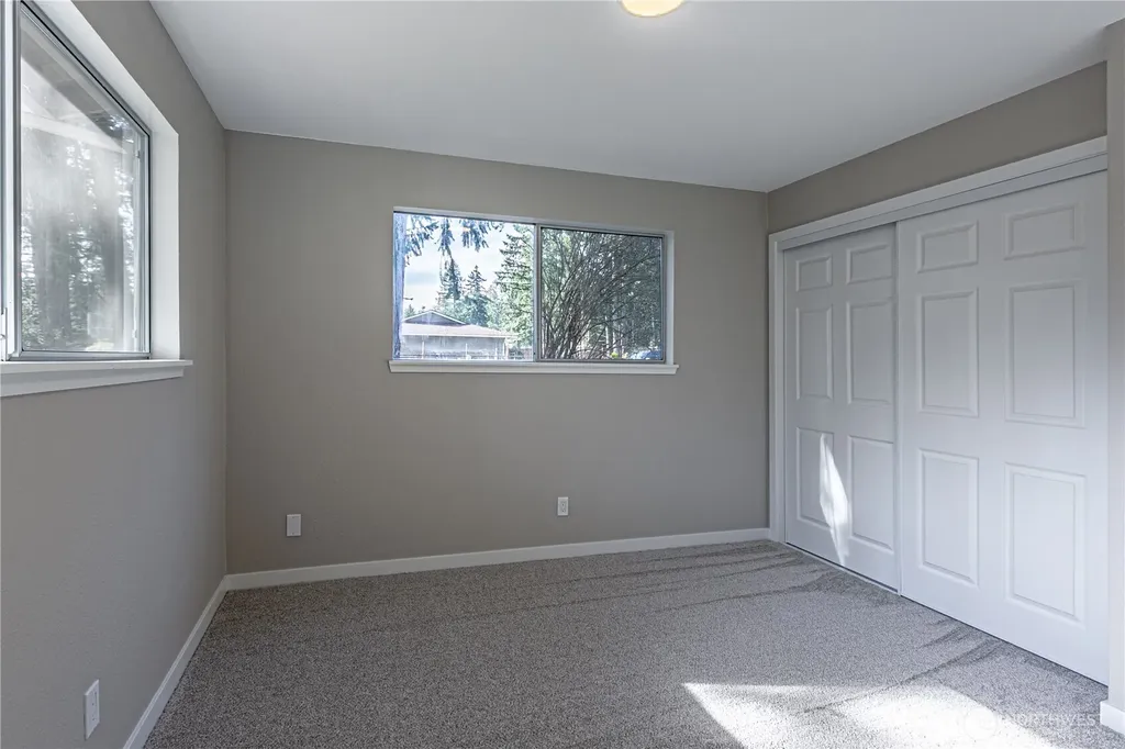 18056 SE 317th Street Auburn WA 98092