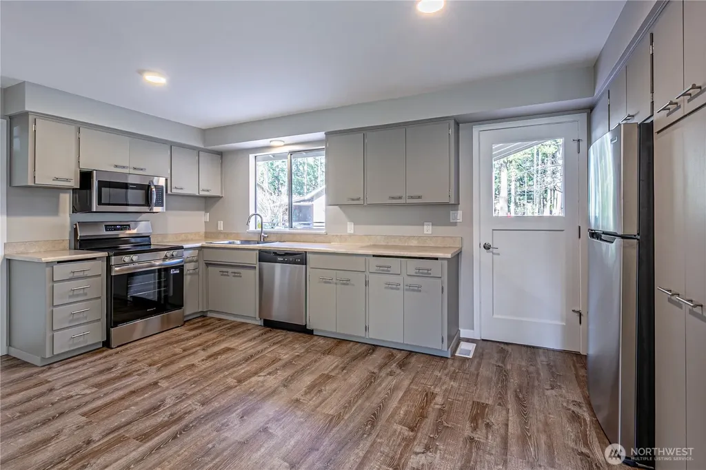 18056 SE 317th Street Auburn WA 98092