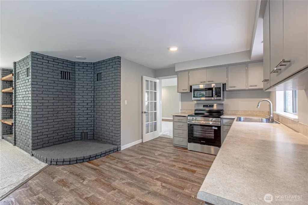 18056 SE 317th Street Auburn WA 98092