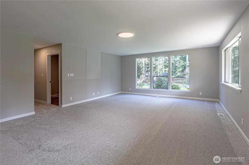 18056 SE 317th Street Auburn WA 98092