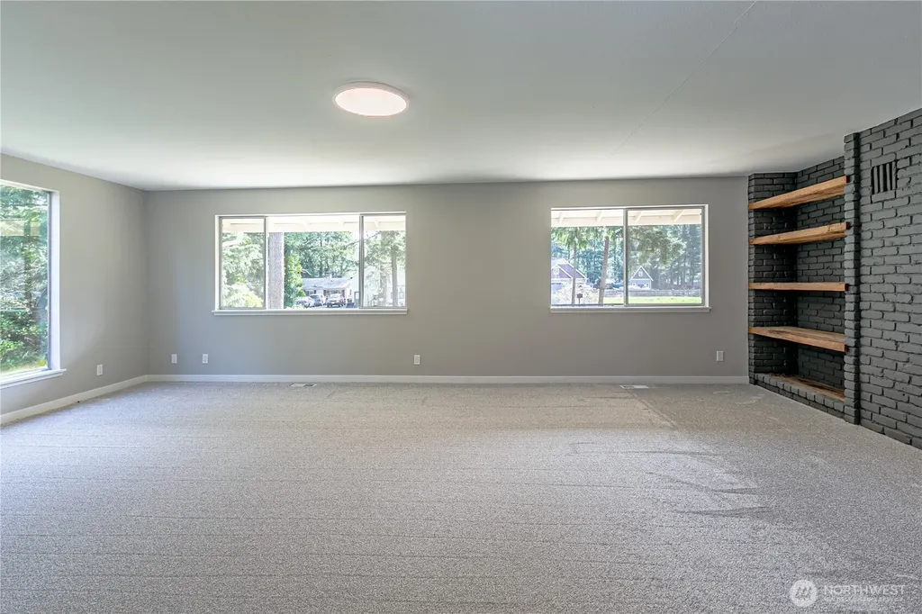 18056 SE 317th Street Auburn WA 98092