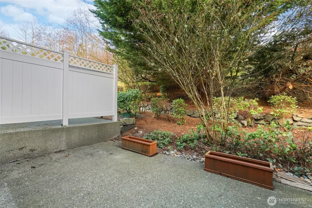 22609 42nd Place S Kent WA 98032