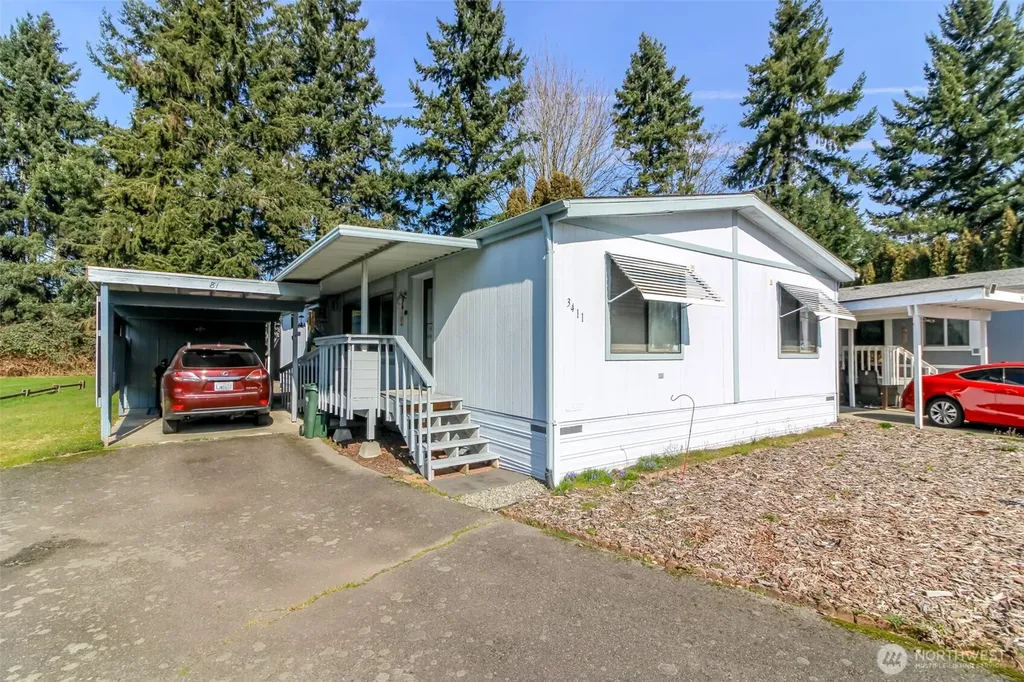3411 28 Street Ct E Tacoma WA 98443