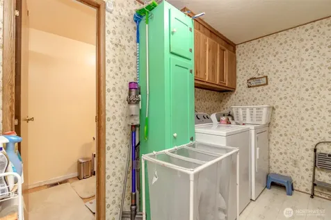 3411 28 Street Ct E Tacoma WA 98443