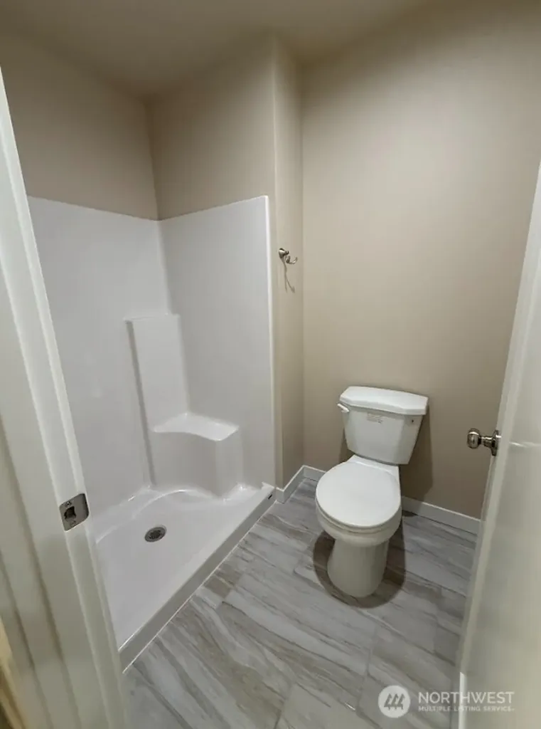 920 NW Sunburst Court Moses Lake WA 98837