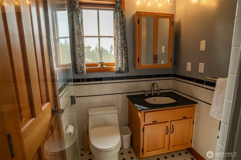 472 Redtail Lane Lopez Island WA 98261