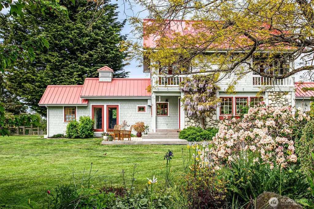 472 Redtail Lane Lopez Island WA 98261