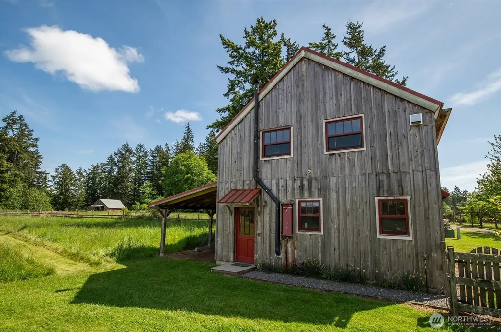 472 Redtail Lane Lopez Island WA 98261