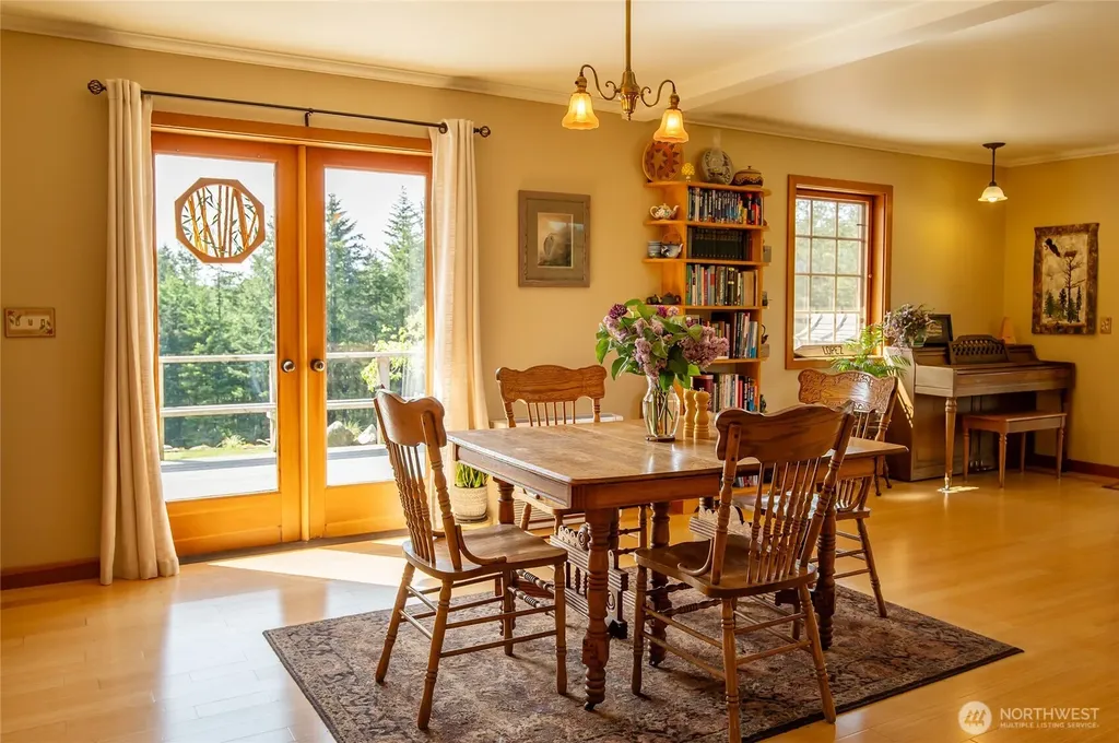 472 Redtail Lane Lopez Island WA 98261