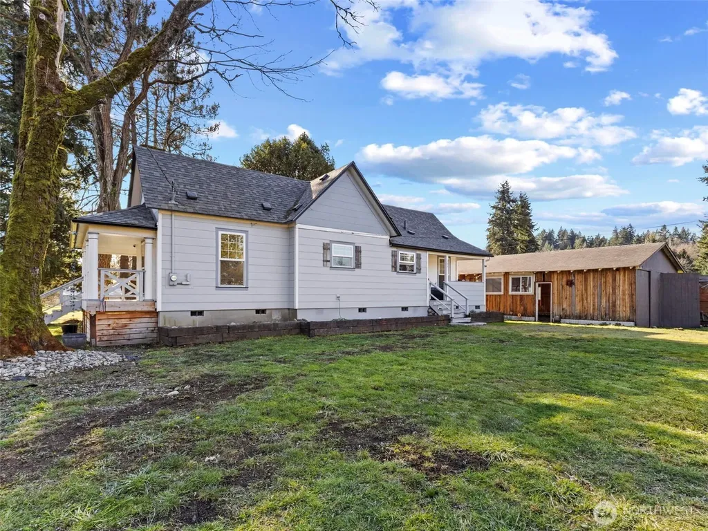 203 E 6th Street Bucoda WA 98530