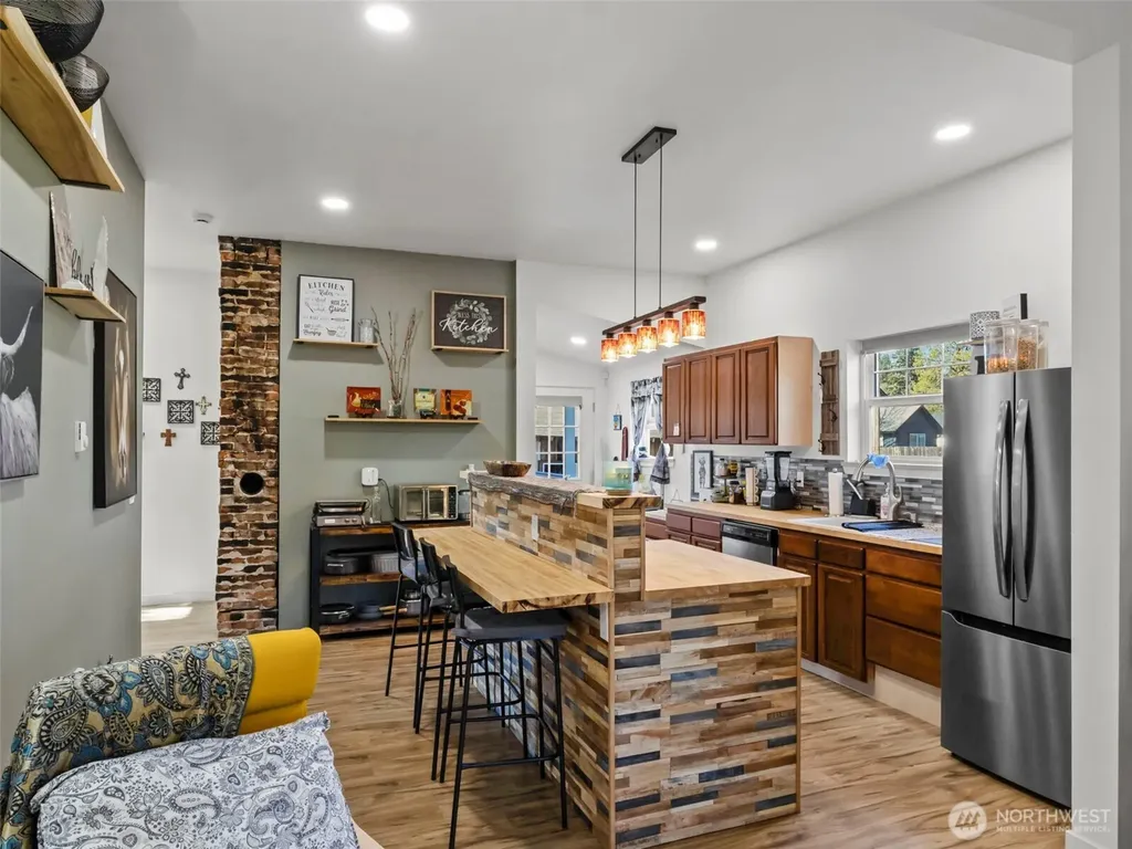 203 E 6th Street Bucoda WA 98530