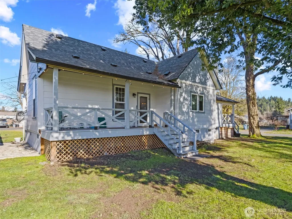 203 E 6th Street Bucoda WA 98530