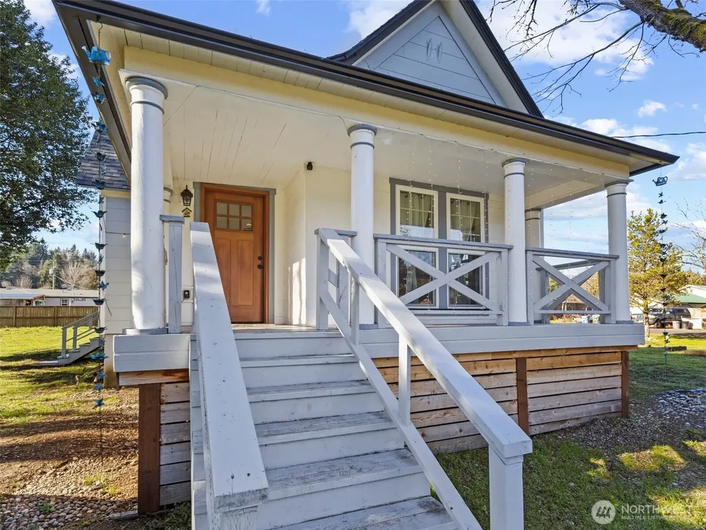 203 E 6th Street Bucoda WA 98530
