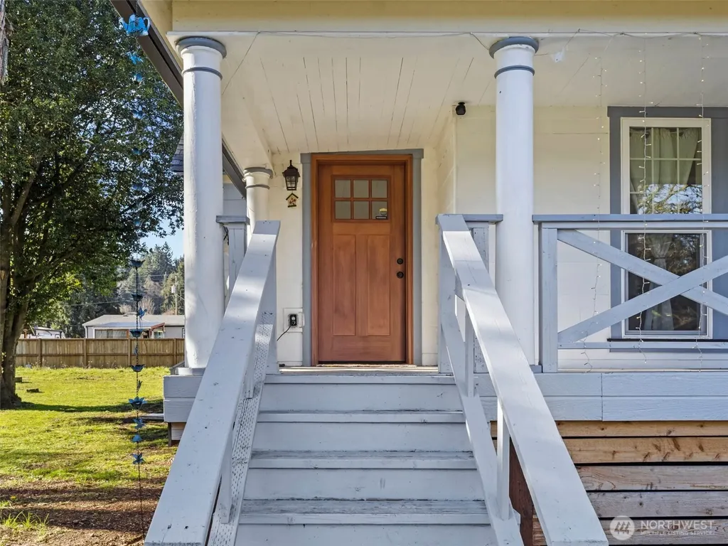 203 E 6th Street Bucoda WA 98530
