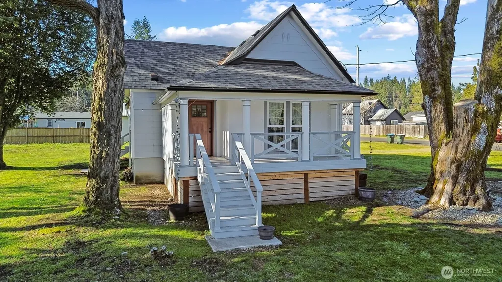 203 E 6th Street Bucoda WA 98530