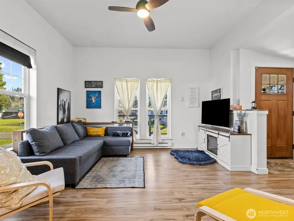 203 E 6th Street Bucoda WA 98530