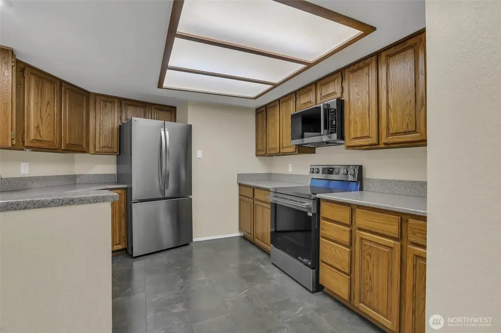 5000 California Avenue SW Seattle WA 98136