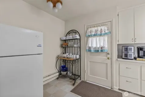 209 8th Avenue N Algona WA 98001