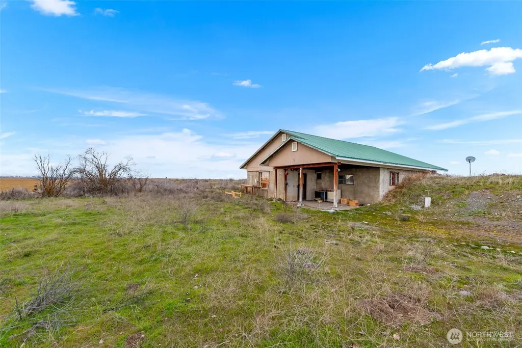 5099 E Road NW Ephrata WA 98823