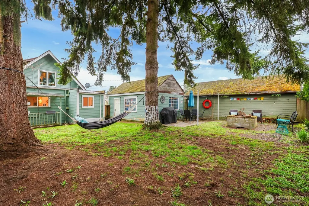 6420 S J Street Tacoma WA 98408