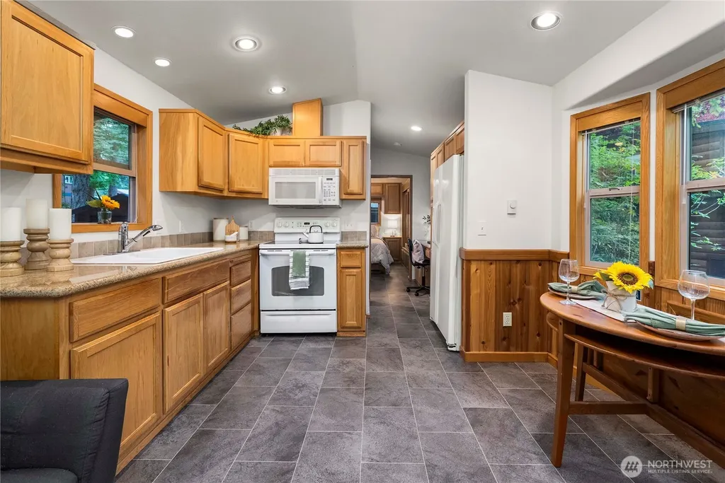1546 Reservation Road SE Olympia WA 98513