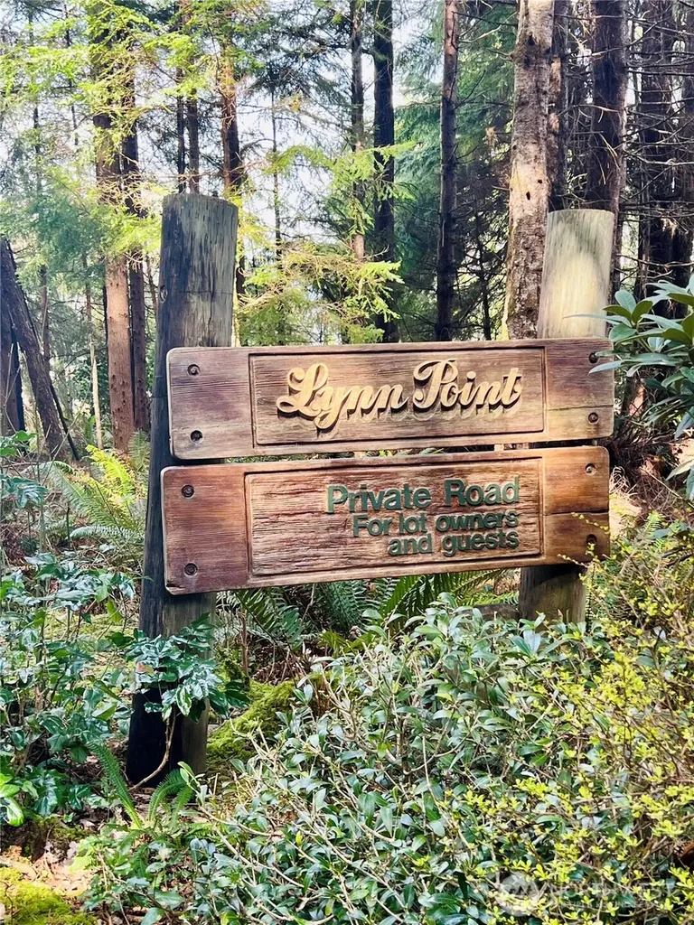 26 Lynn Point Lane South Bend WA 98586