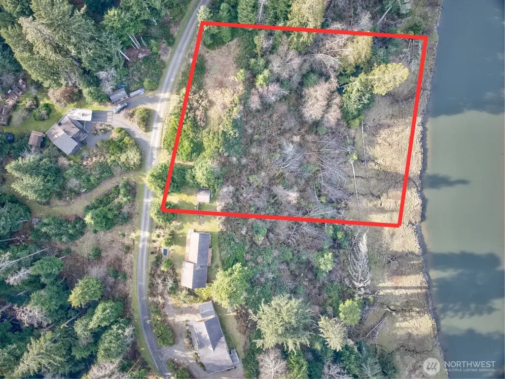 26 Lynn Point Lane South Bend WA 98586