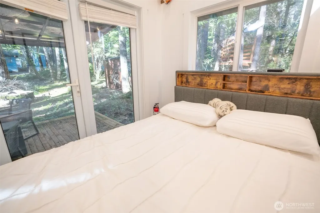 450 Mt Jupiter Place Hoodsport WA 98548