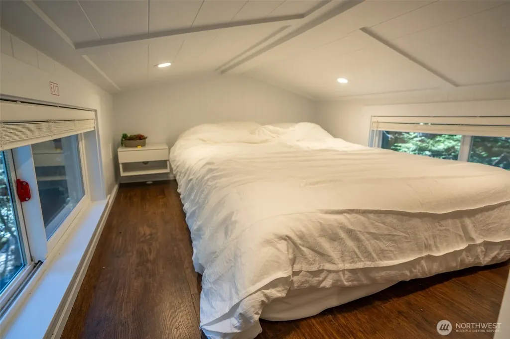 450 Mt Jupiter Place Hoodsport WA 98548