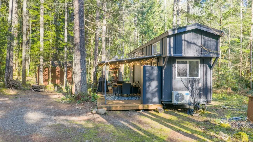 450 Mt Jupiter Place Hoodsport WA 98548