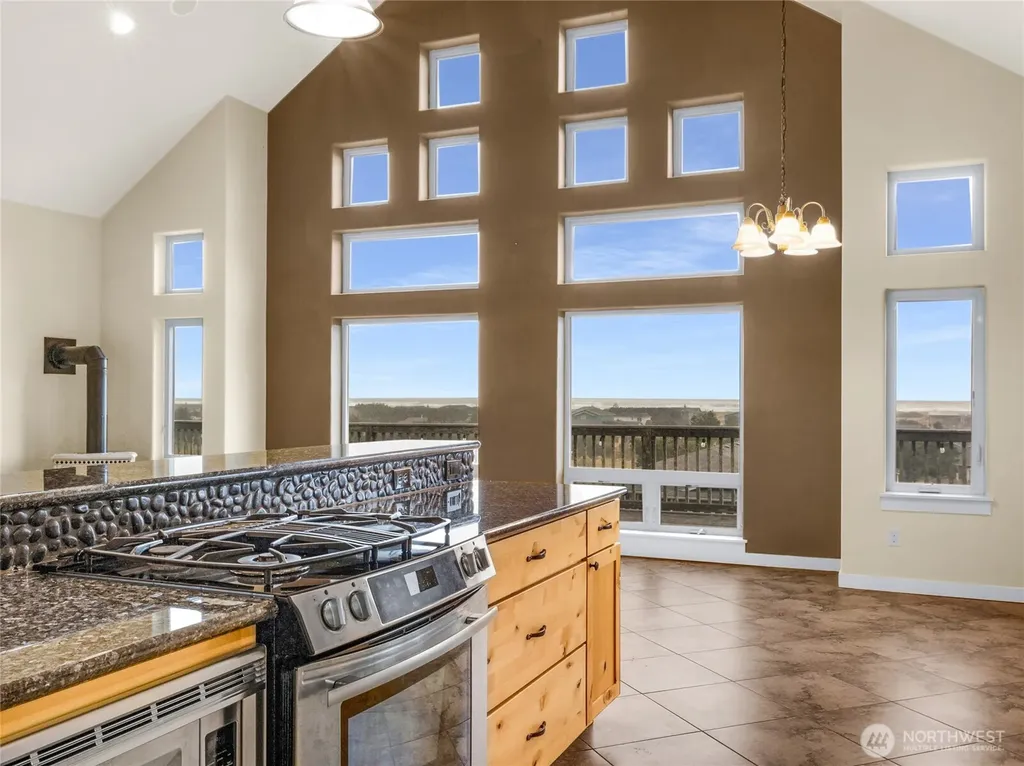 31102 J Place Ocean Park WA 98640