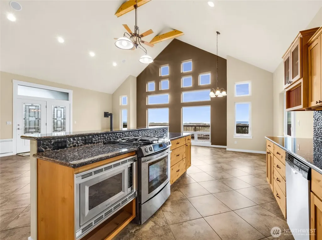 31102 J Place Ocean Park WA 98640